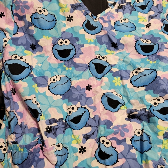 Scrub sets - Picture 8 of 12